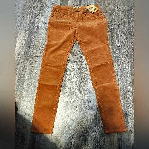 Hybrid & Company Super Comfy Stretch Women 5 Pockets Corduroy Skinny Pants (67) - Picture 2 of 7